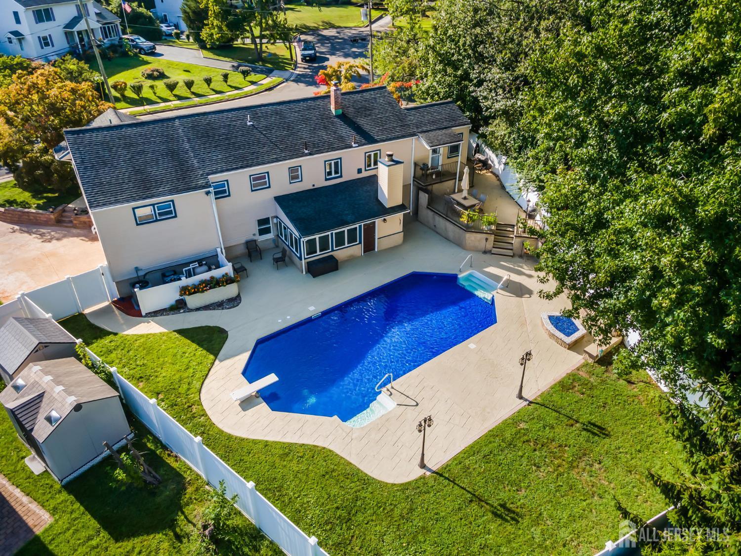 35 Richard Terrace Middletown NJ 07748