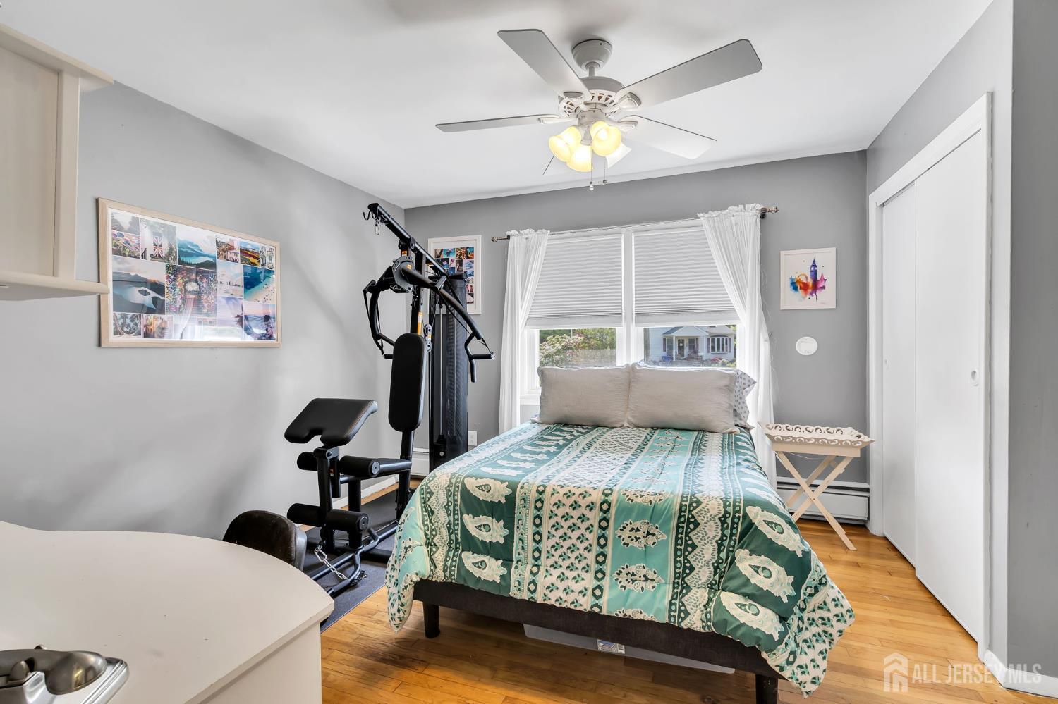 35 Richard Terrace Middletown NJ 07748