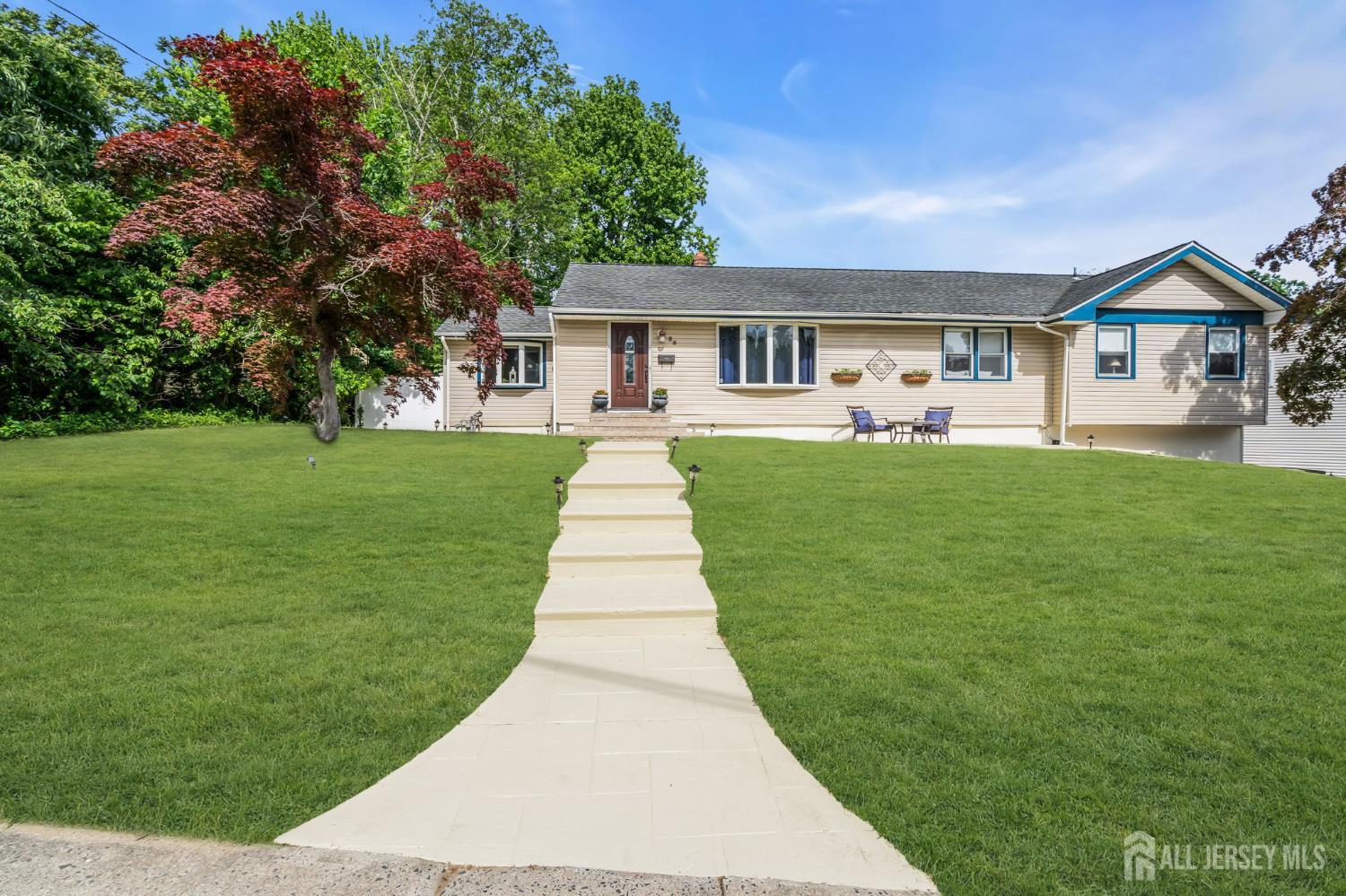 35 Richard Terrace Middletown NJ 07748