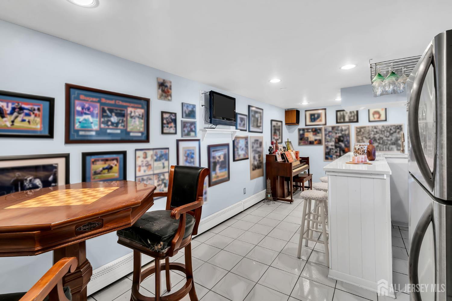 35 Richard Terrace Middletown NJ 07748