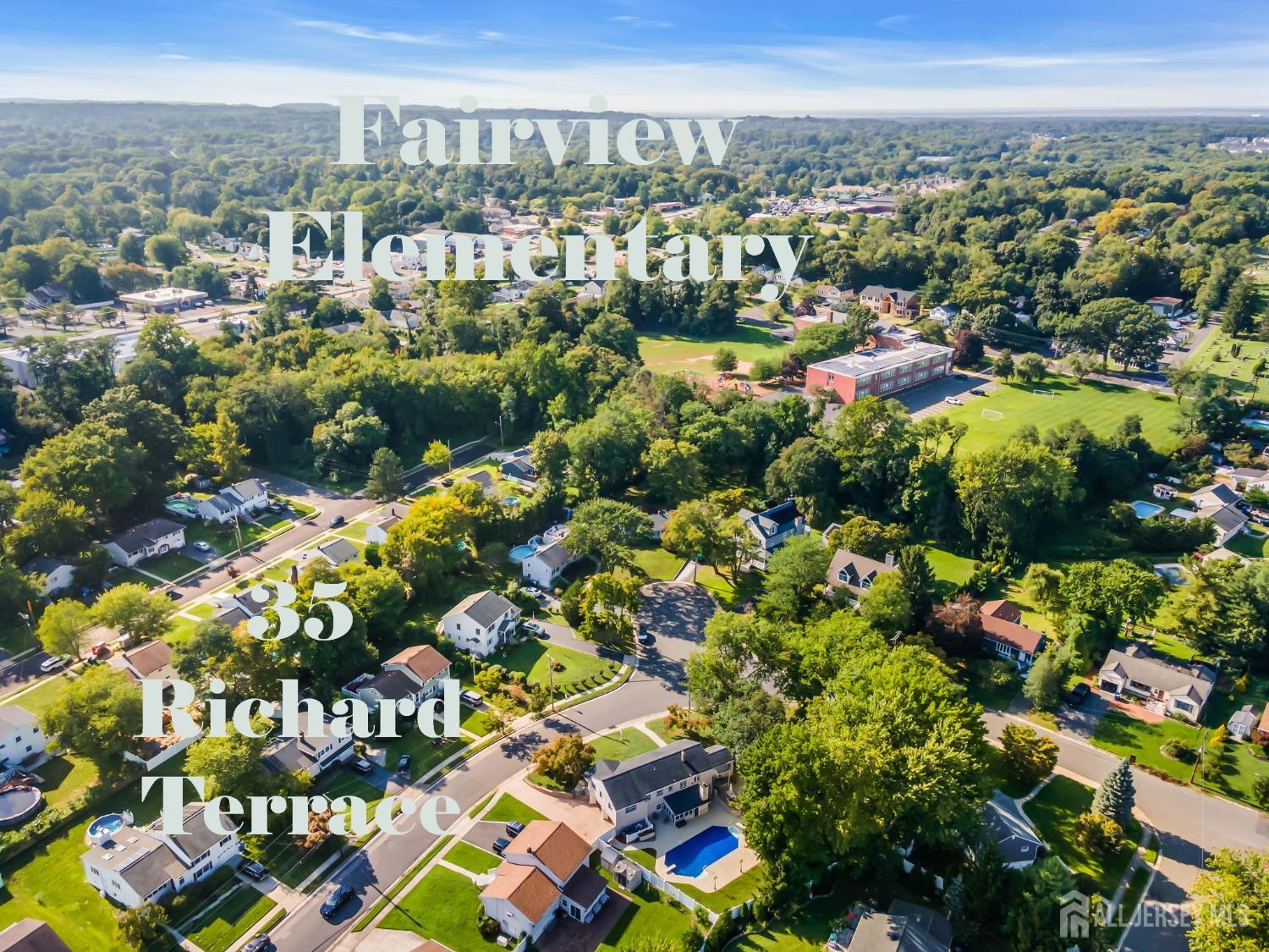 35 Richard Terrace Middletown NJ 07748