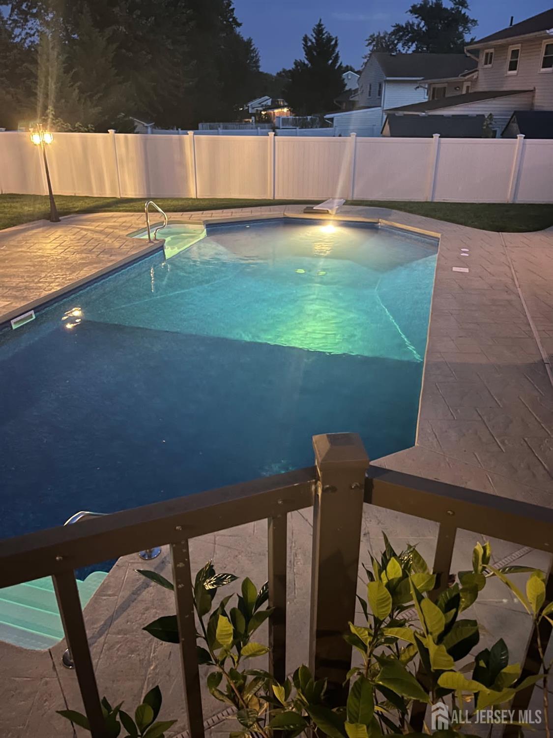 35 Richard Terrace Middletown NJ 07748