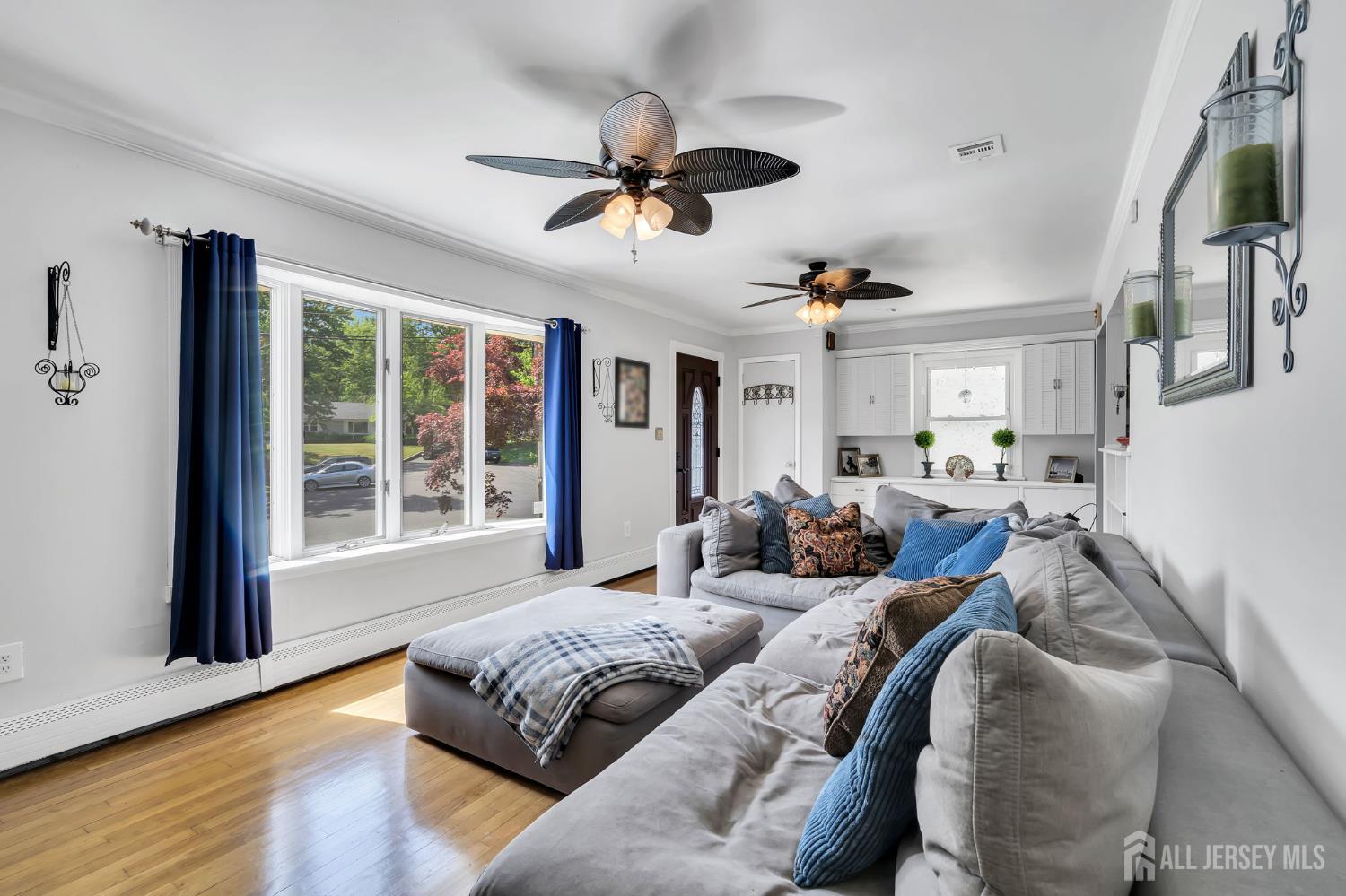35 Richard Terrace Middletown NJ 07748
