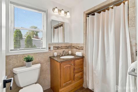 36 Willry Street Woodbridge Proper NJ 07095