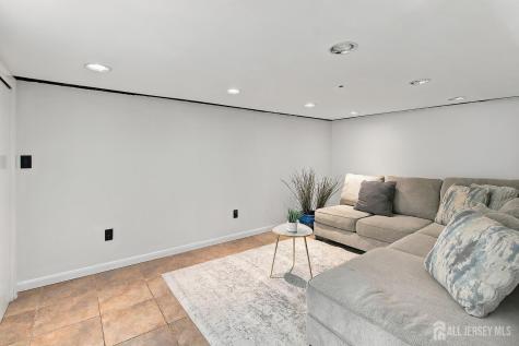 36 Willry Street Woodbridge Proper NJ 07095