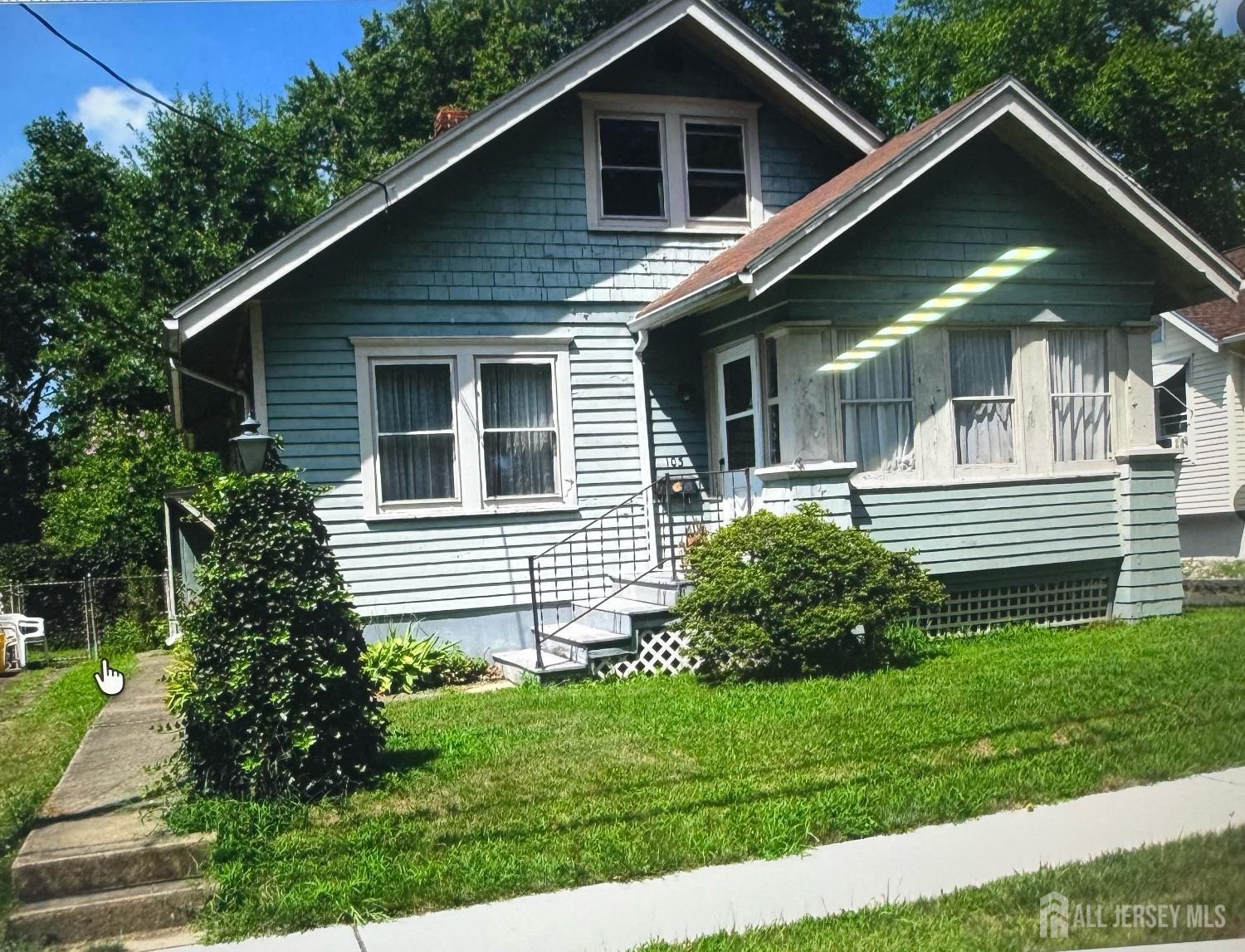 103 Hutchinson Street Hightstown NJ 08520