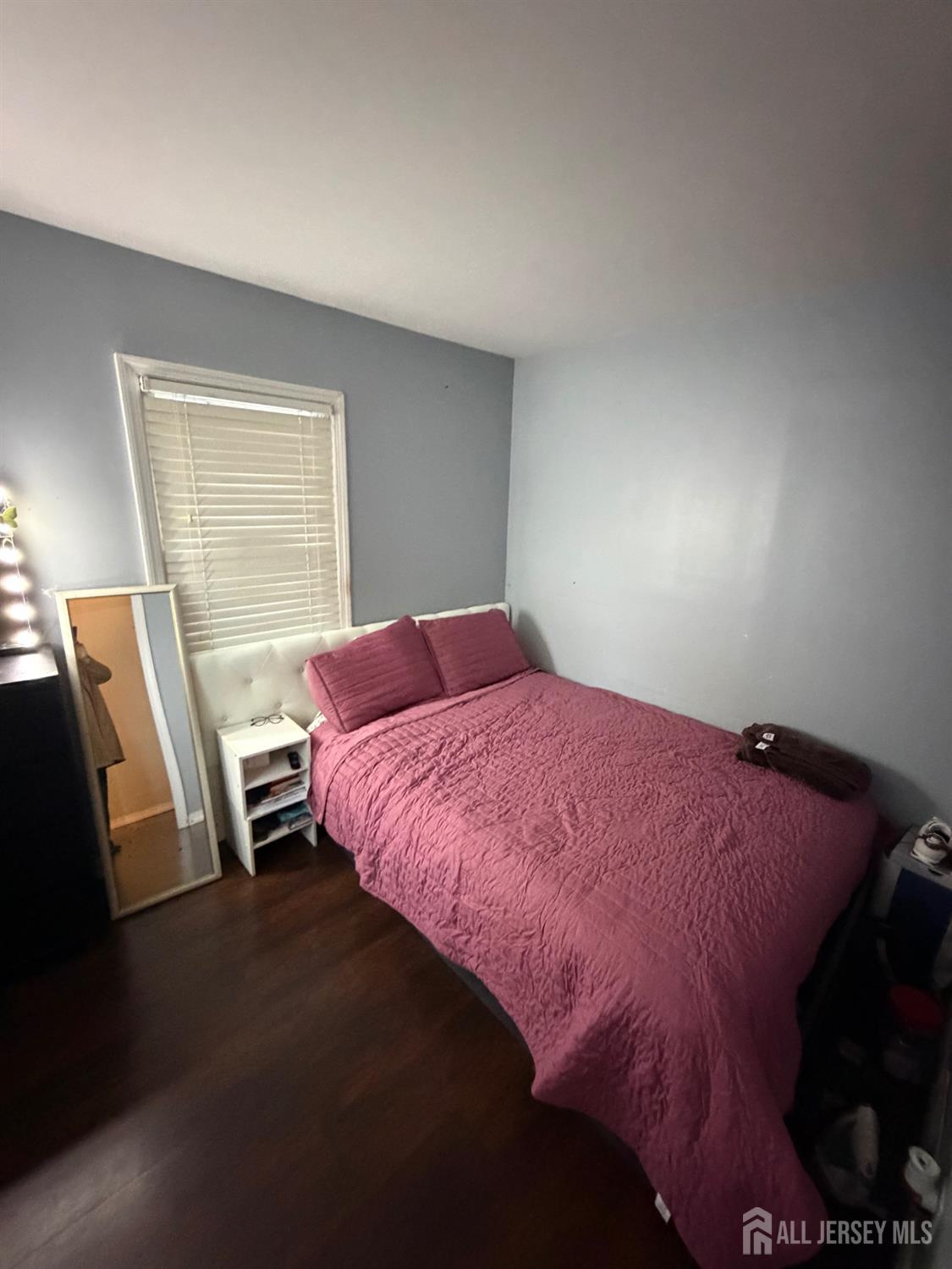 103 Hutchinson Street Hightstown NJ 08520