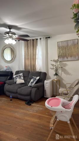 20 Suydam Avenue Edison NJ 08817