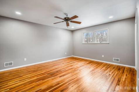 61 Flagler Street East Brunswick NJ 08816