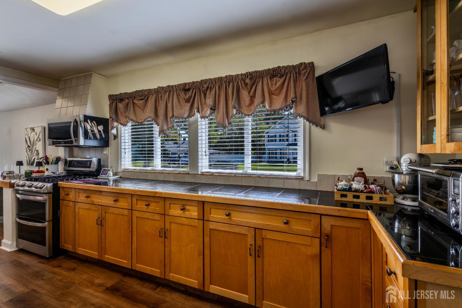 19 Rebecca Place Piscataway NJ 08854