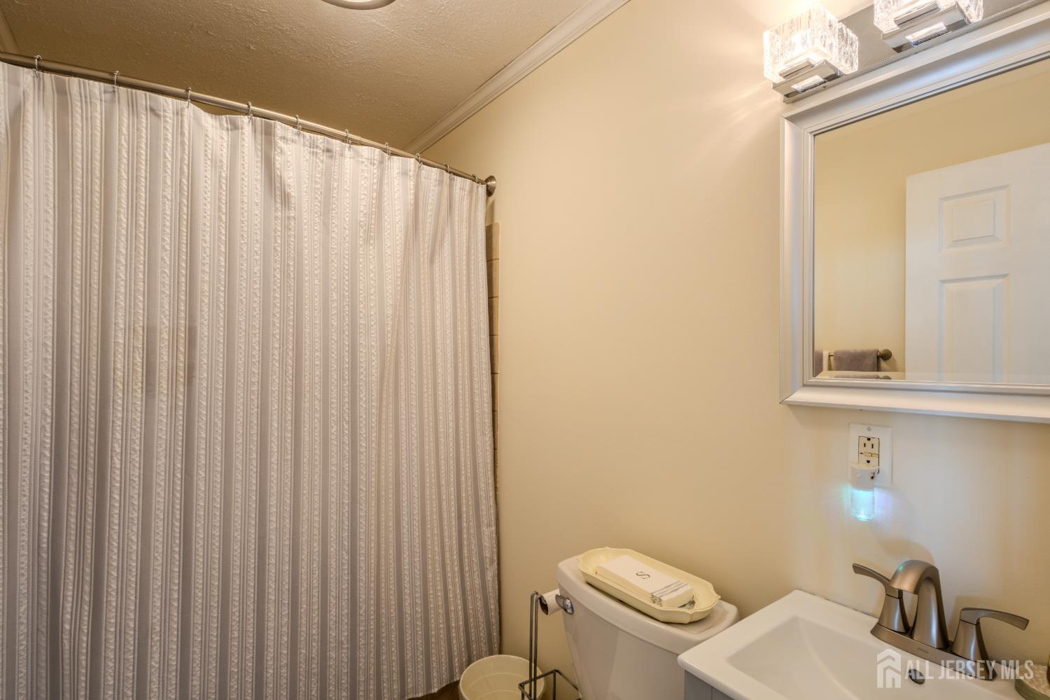 19 Rebecca Place Piscataway NJ 08854