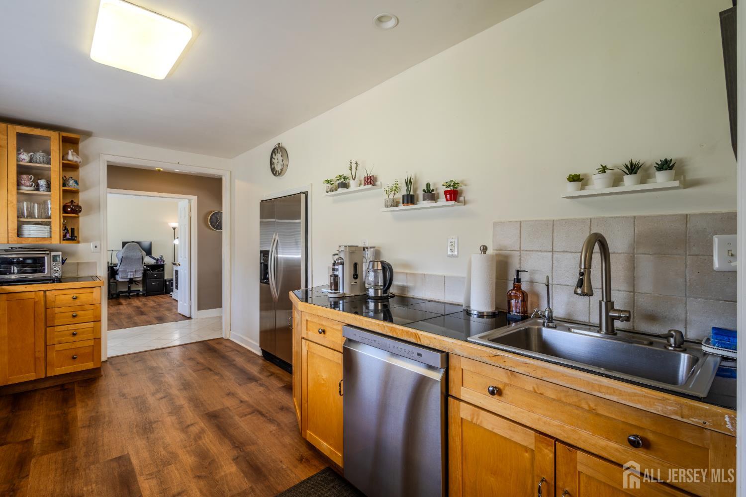 19 Rebecca Place Piscataway NJ 08854