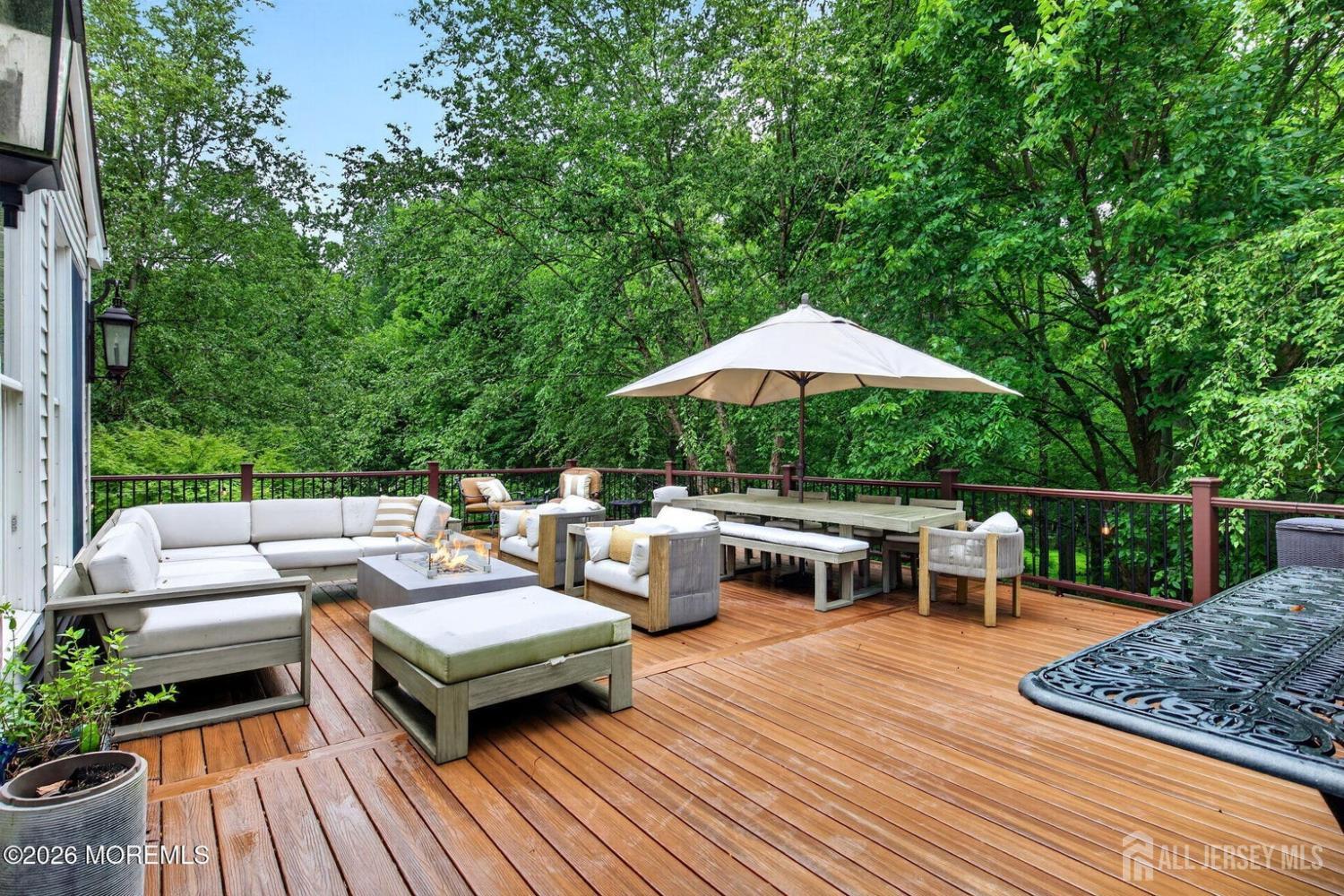 11 Palmer Circle Millstone NJ 08535