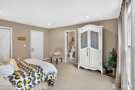 11 Palmer Circle Millstone NJ 08535