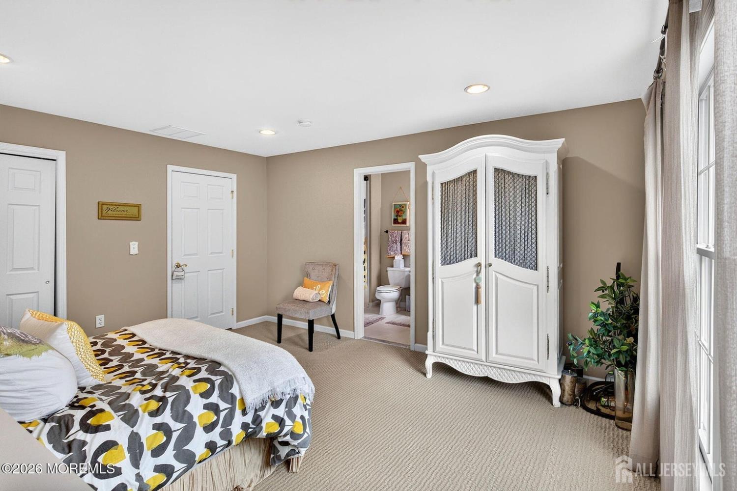 11 Palmer Circle Millstone NJ 08535