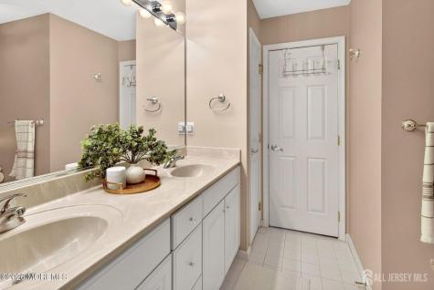 11 Palmer Circle Millstone NJ 08535