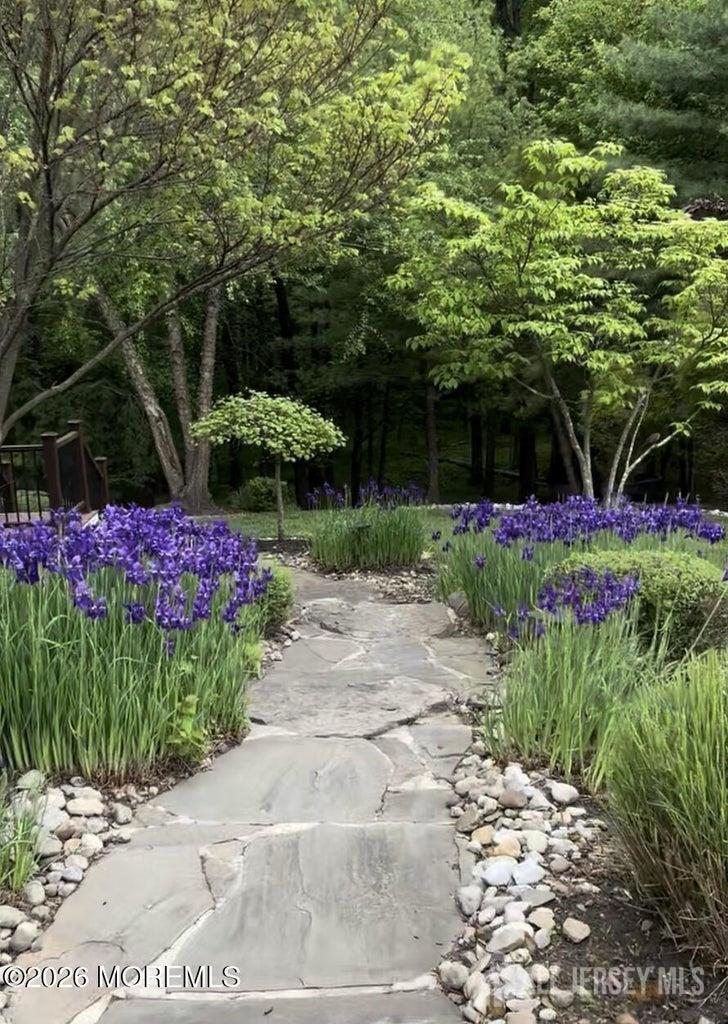11 Palmer Circle Millstone NJ 08535