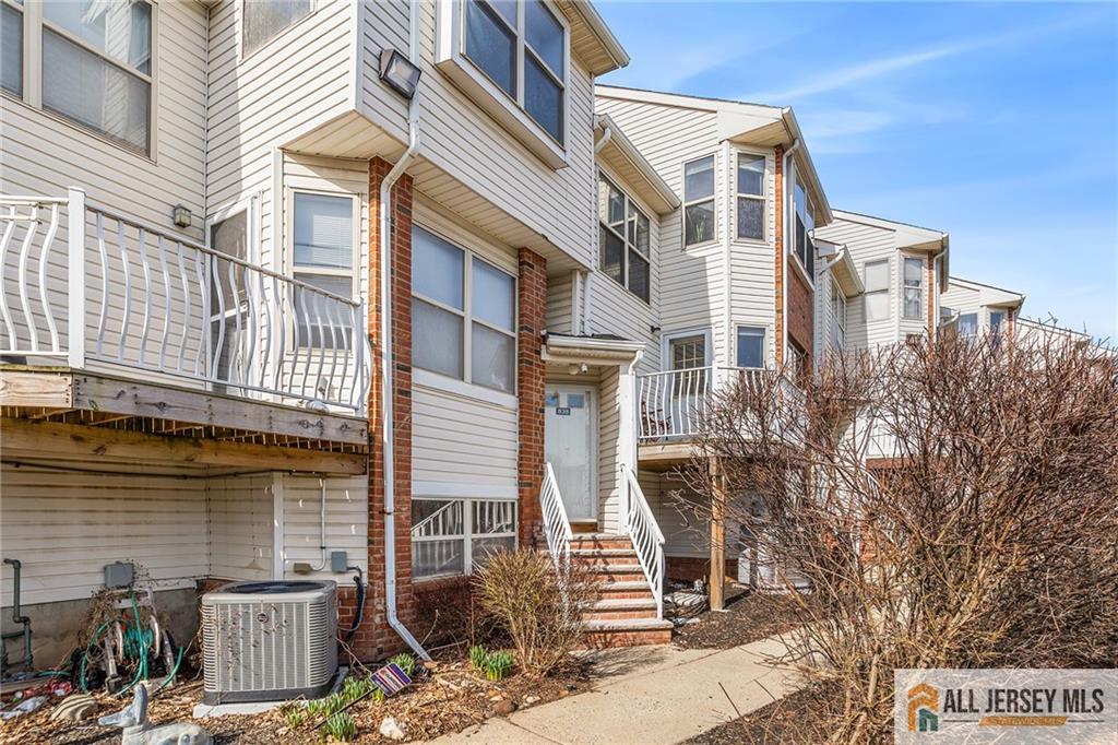 838 Harbortown Boulevard Perth Amboy NJ 08861