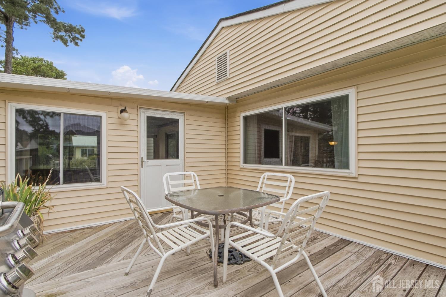 11 Woodstock Drive Berkeley NJ 08757
