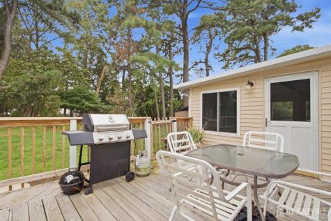11 Woodstock Drive Berkeley NJ 08757