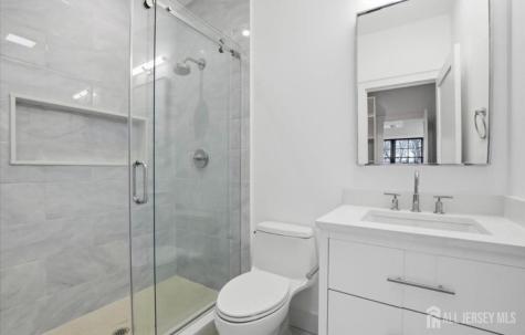 62 Laura Avenue Edison NJ 08820