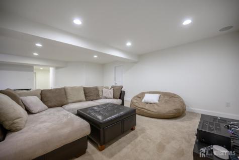 41 Gina Drive Allentown NJ 08501