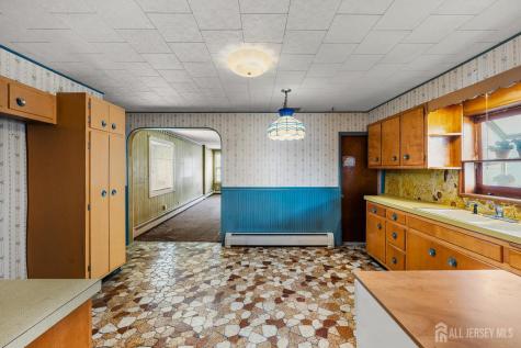 44 John Street Helmetta NJ 08828