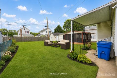 44 John Street Helmetta NJ 08828