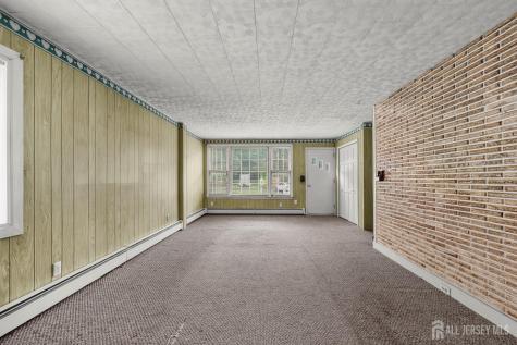 44 John Street Helmetta NJ 08828
