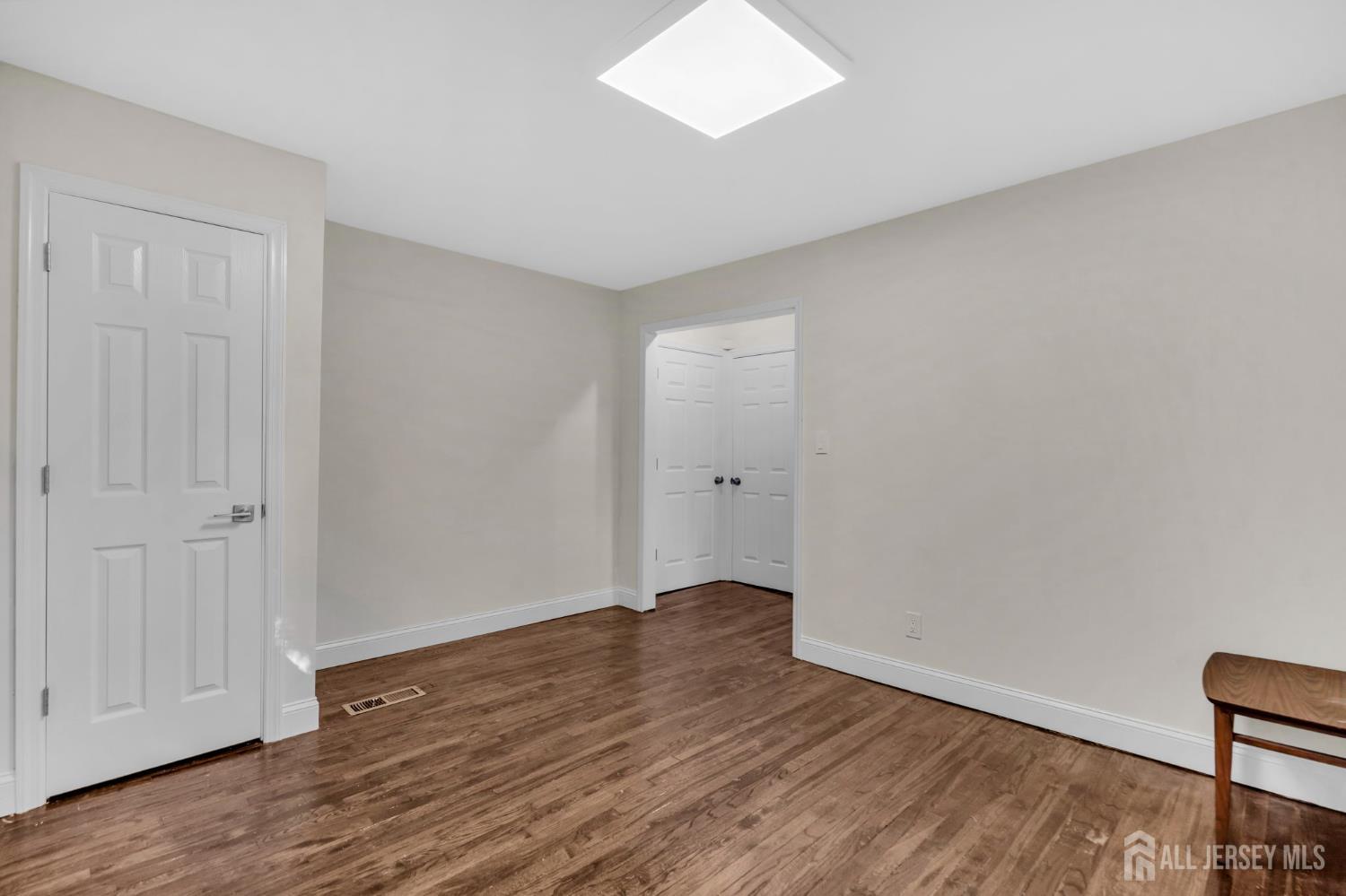 32 Bruning Lane Spotswood NJ 08884