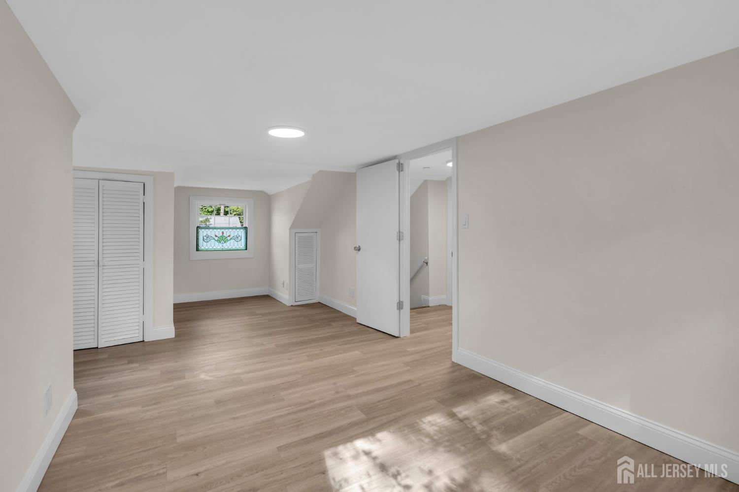 32 Bruning Lane Spotswood NJ 08884