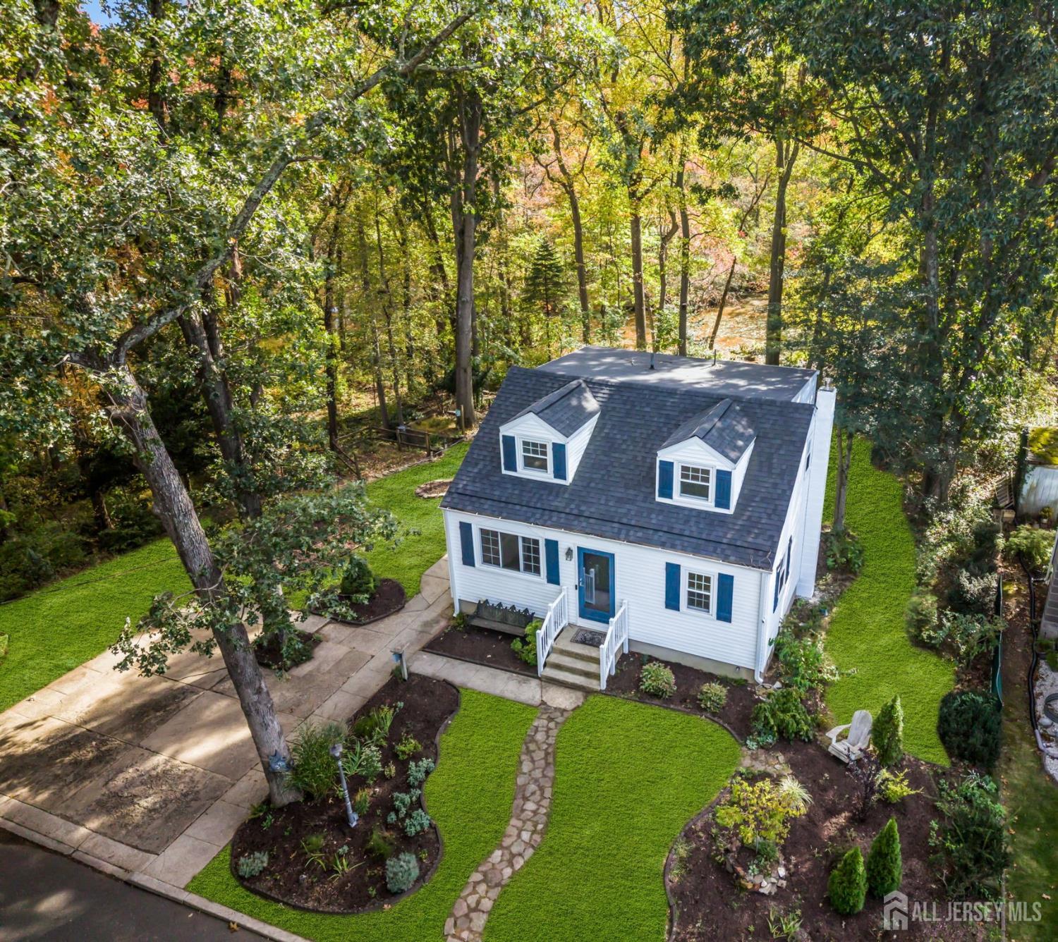 32 Bruning Lane Spotswood NJ 08884