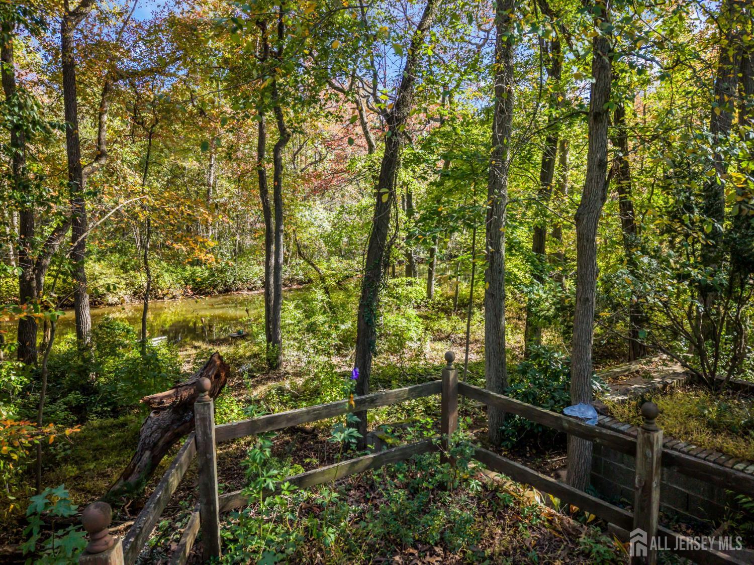 32 Bruning Lane Spotswood NJ 08884