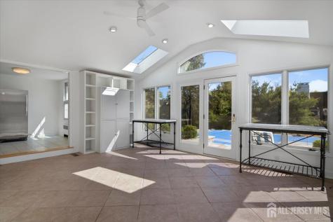 48 Hillcrest Drive Piscataway NJ 08854