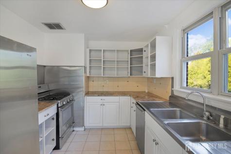 48 Hillcrest Drive Piscataway NJ 08854