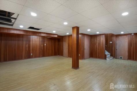 48 Hillcrest Drive Piscataway NJ 08854