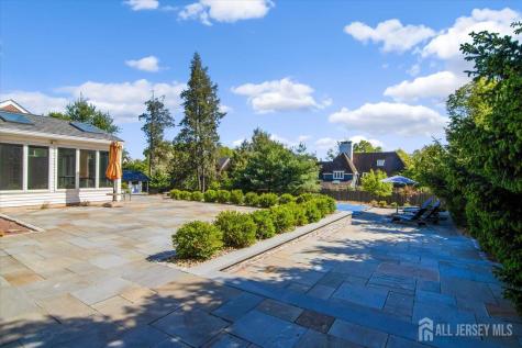 48 Hillcrest Drive Piscataway NJ 08854