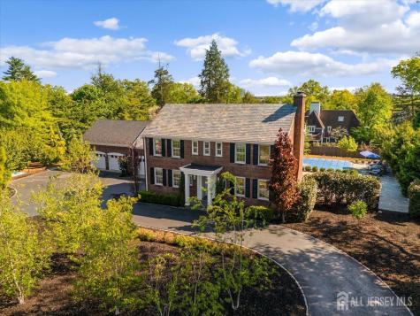 48 Hillcrest Drive Piscataway NJ 08854