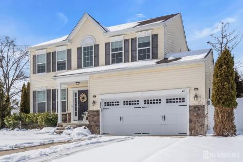81 N Locust Avenue N Evesham NJ 08053