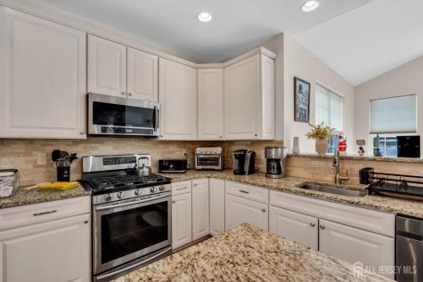 81 N Locust Avenue N Evesham NJ 08053