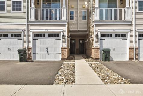 723 Station Road Dunellen NJ 08812