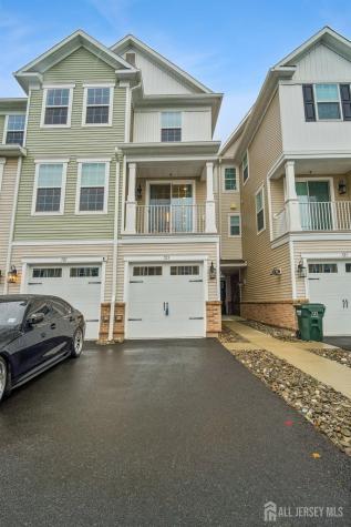 723 Station Road Dunellen NJ 08812