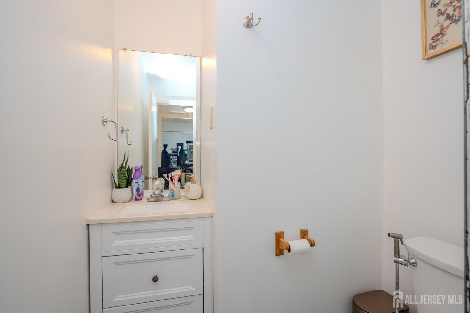 1088 Schmidt Lane North Brunswick NJ 08902