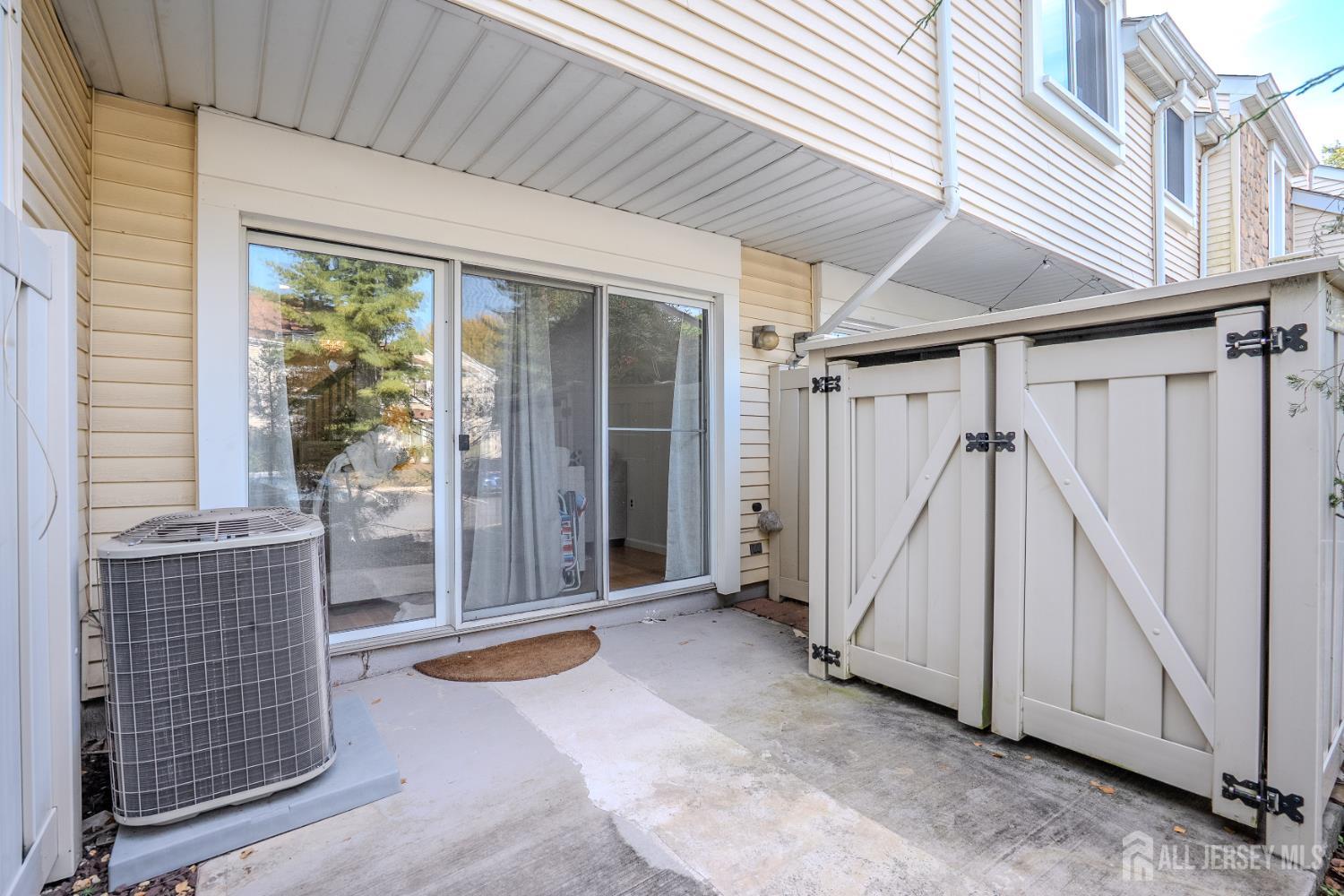 1088 Schmidt Lane North Brunswick NJ 08902