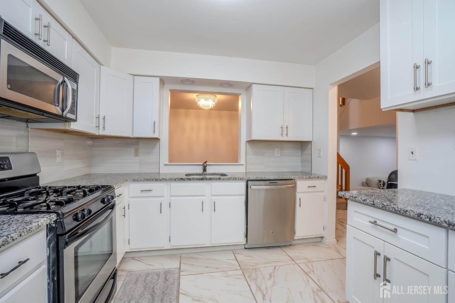1088 Schmidt Lane North Brunswick NJ 08902