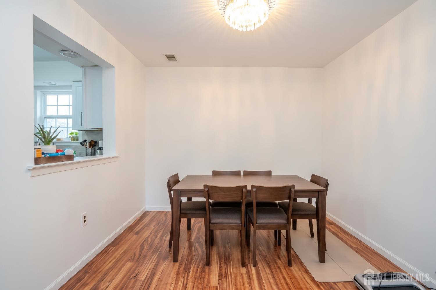 1088 Schmidt Lane North Brunswick NJ 08902