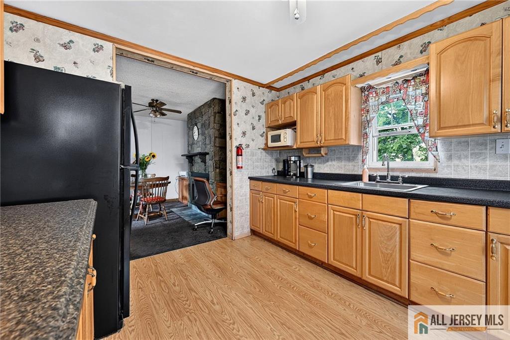 12 Cornell Street Avenel NJ 07001
