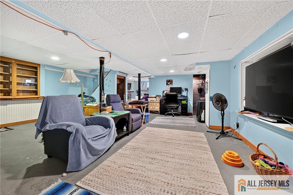 12 Cornell Street Avenel NJ 07001