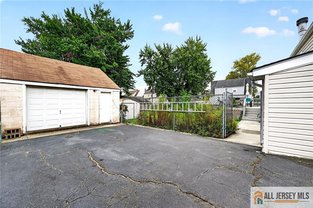 12 Cornell Street Avenel NJ 07001