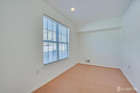 3 Kosmoski Terrace Sayreville NJ 08859
